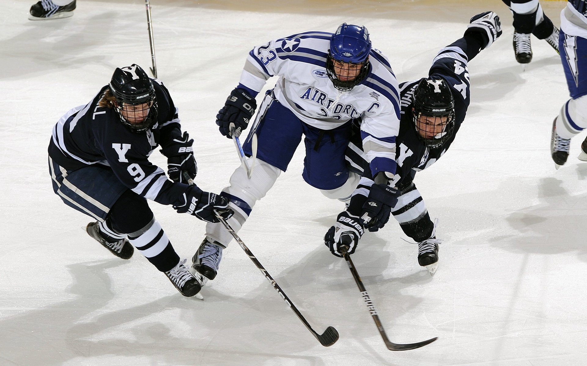 APEX英雄 新星选手异军突起，apex英雄突击手